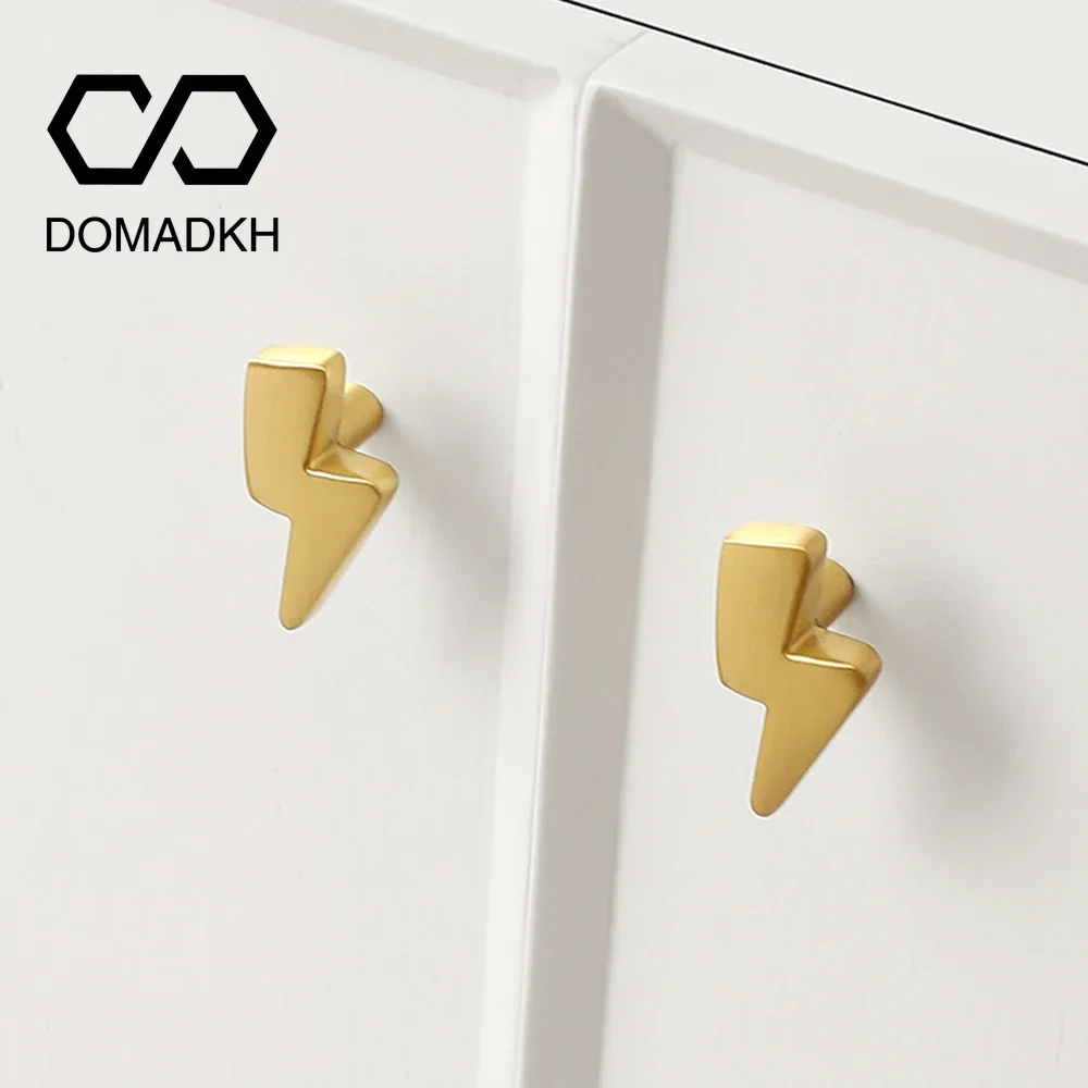 Unique Furniture Hardware Pulls - البرق تصميم النحاس مقابض خزانة درج