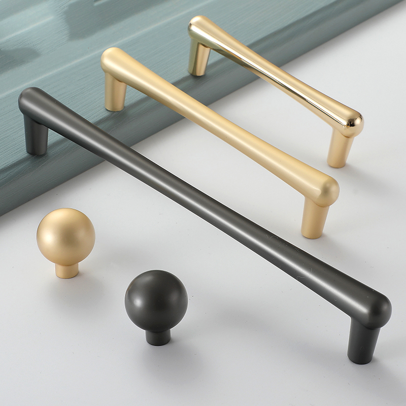Furniture Hardware Items - مقابض وأدوات سحب للأثاث باللونين الأسود