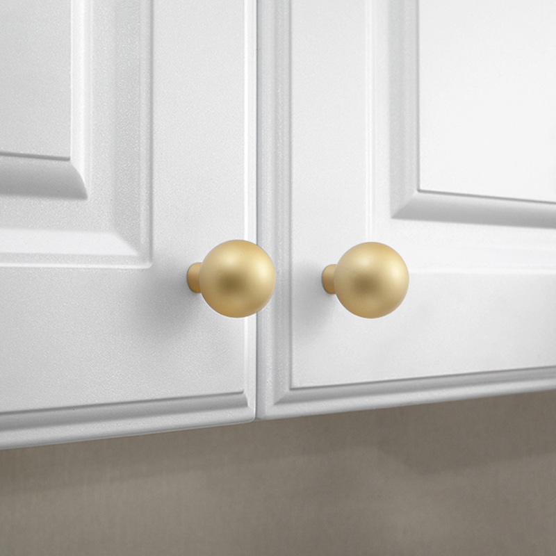 مقابض وأدوات سحب للأثاث باللون - مراجعة Furniture Hardware Items وسعره